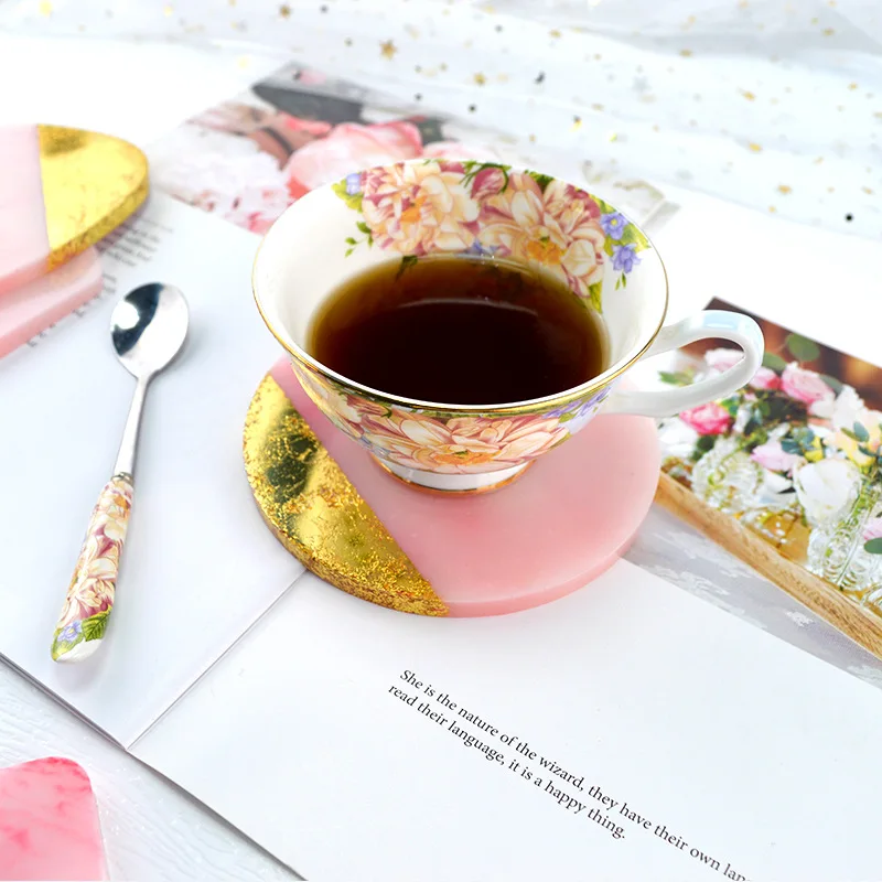 Multi-style Geometric Coaster  - Resin Art Table review and price